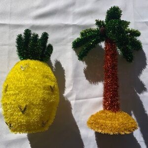 Pineapple and Palm Tree Decor (New)